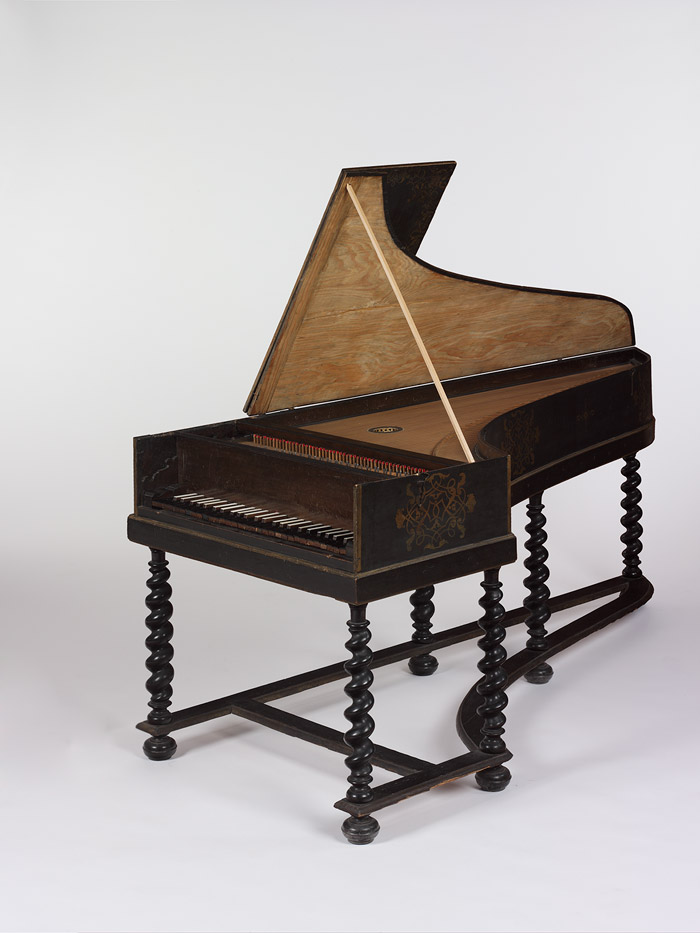 GERMANISCHES NATIONALMUSEUM -Musikinstrumente