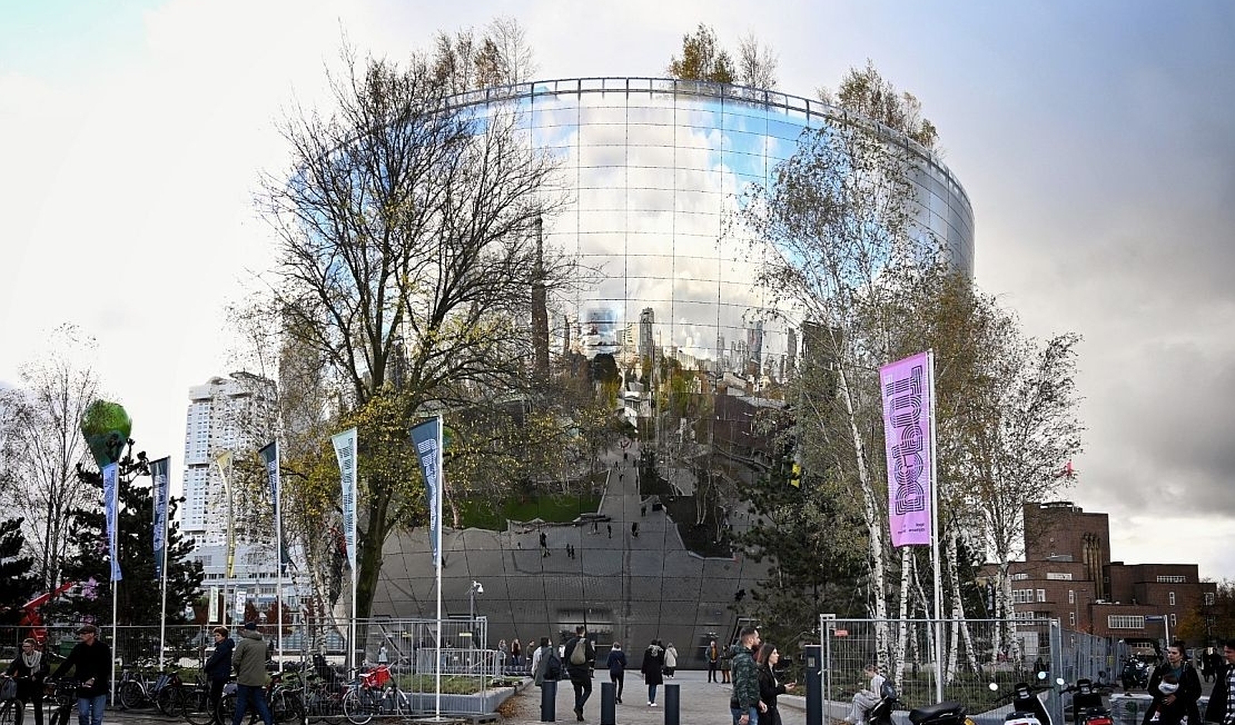 Depot des Museums Boijmans Van Beuningen in Rotterdam (Foto: Florian Kutzer)