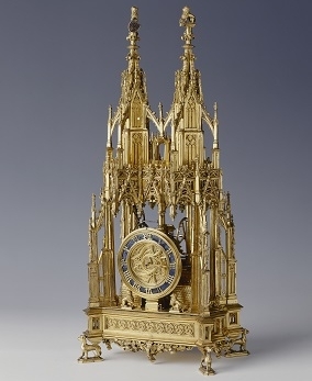 Eine Messing vergoldete Standuhr auf dem 15. Jahrhundert